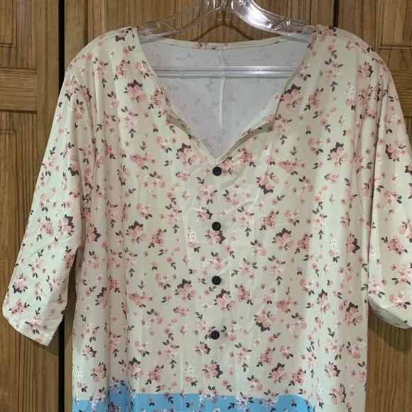 Floral Midi Dress - Picture 2 of 3